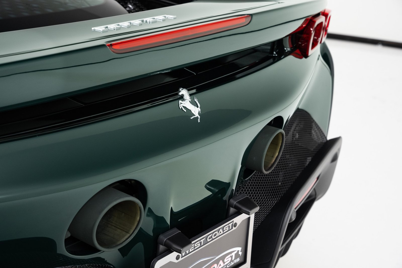 New 2021 FERRARI SF90 STRADALE – BRITISH RACING GREEN (28)