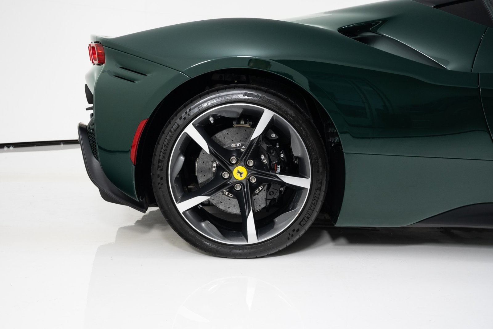 New 2021 FERRARI SF90 STRADALE – BRITISH RACING GREEN (4)