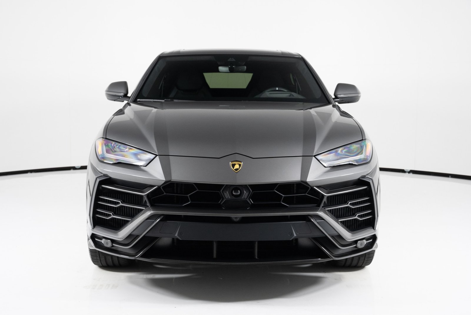 New 2021 LAMBORGHINI URUS (1)