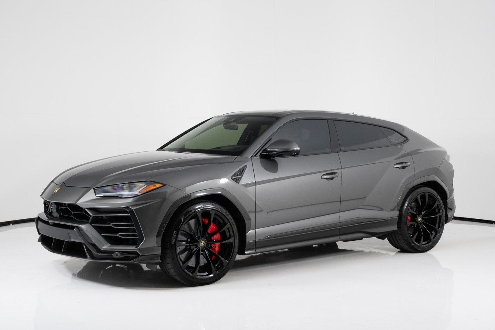 New 2021 LAMBORGHINI URUS (2)