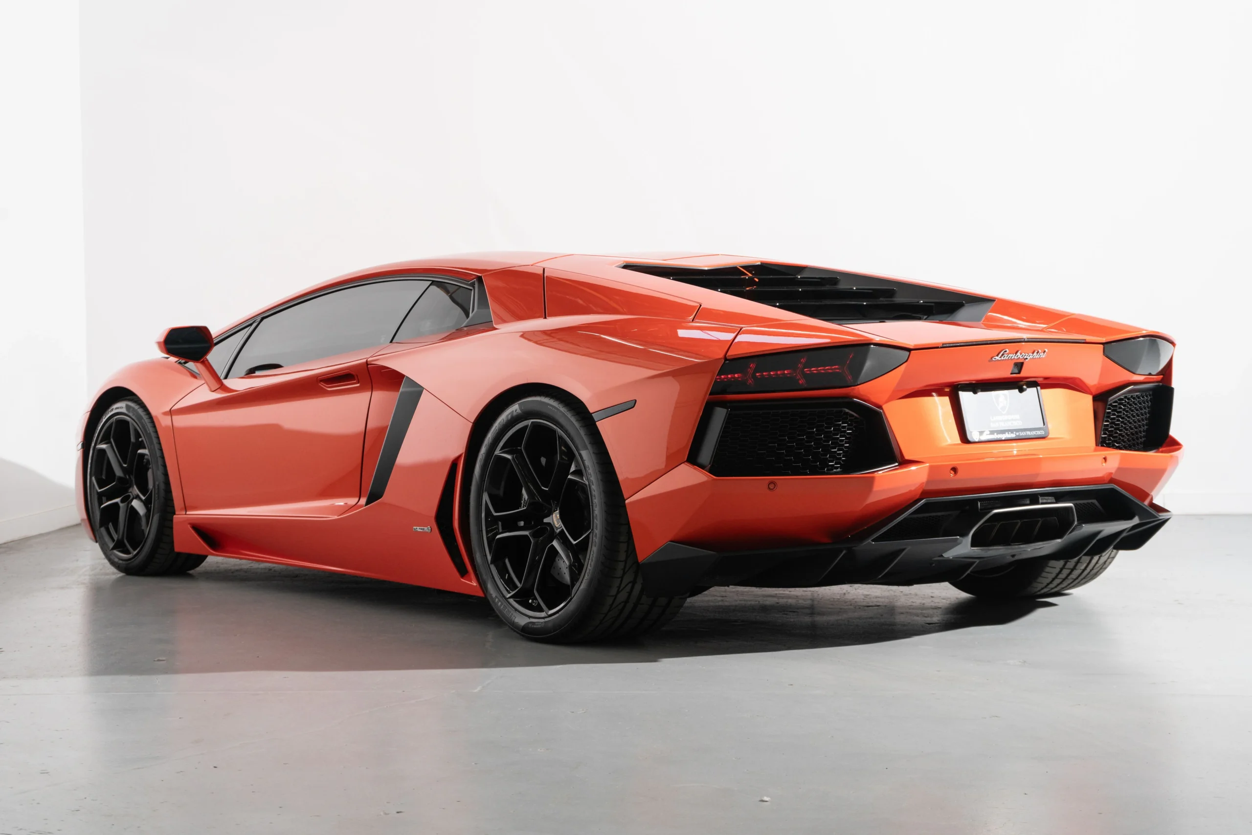 Used 2012 Lamborghini Aventador coupe (6)