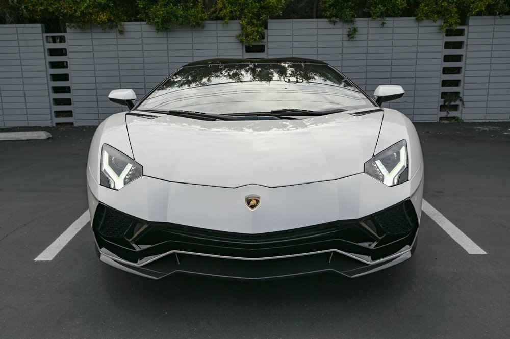 Used 2022 Lamborghini Aventador Ultimae (1)