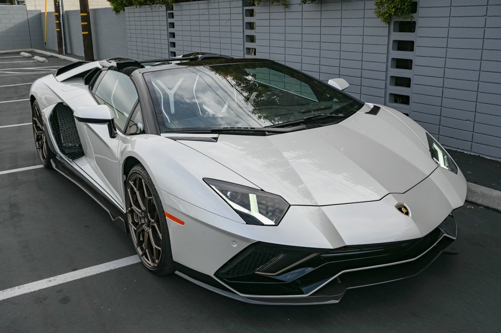 Used 2022 Lamborghini Aventador Ultimae (19)