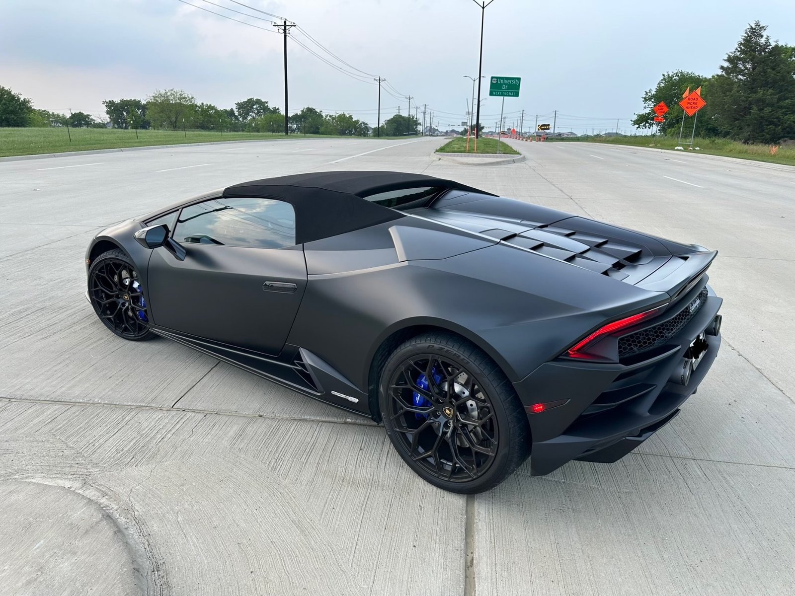 Used 2021 Lamborghini Huracan EVO Spyder For Sale (13)