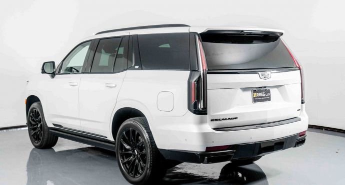 2023 Cadillac Escalade – 4WD Sport Platinum For Sale (39)