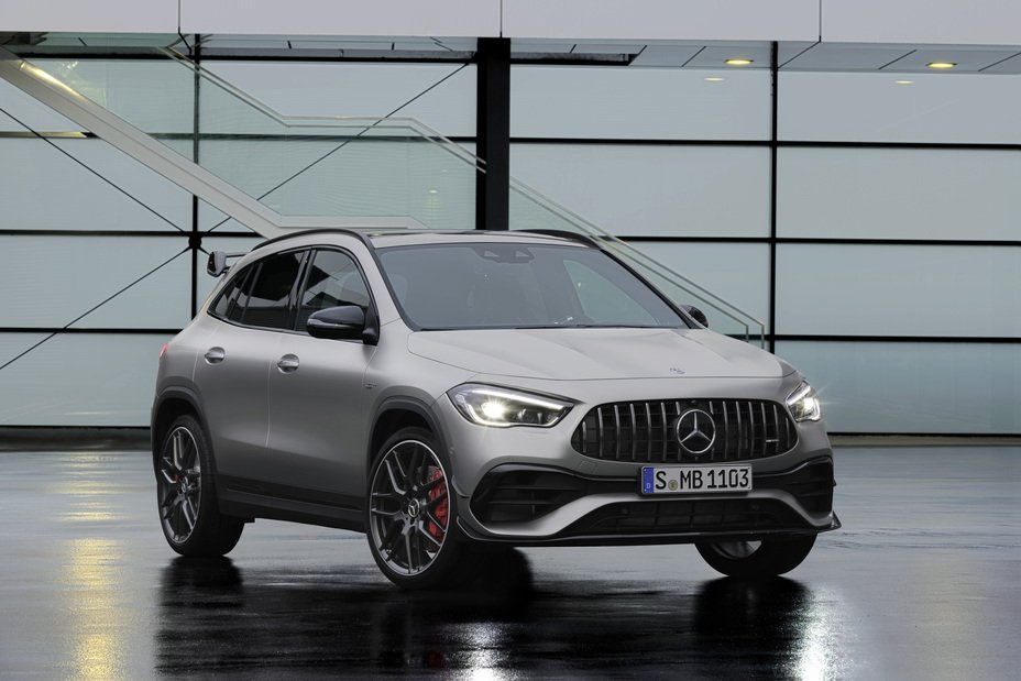 AMG GLA 45 SUV