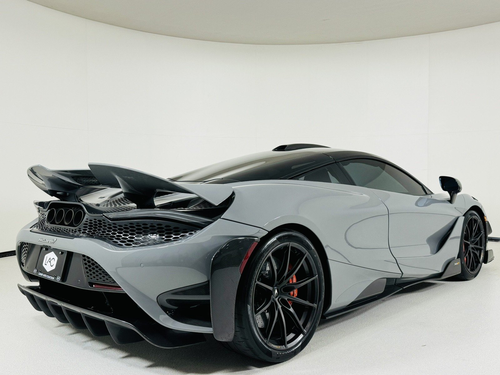 USED 2021 MCLAREN 765LT CARBON PKG FOR SALE (29)