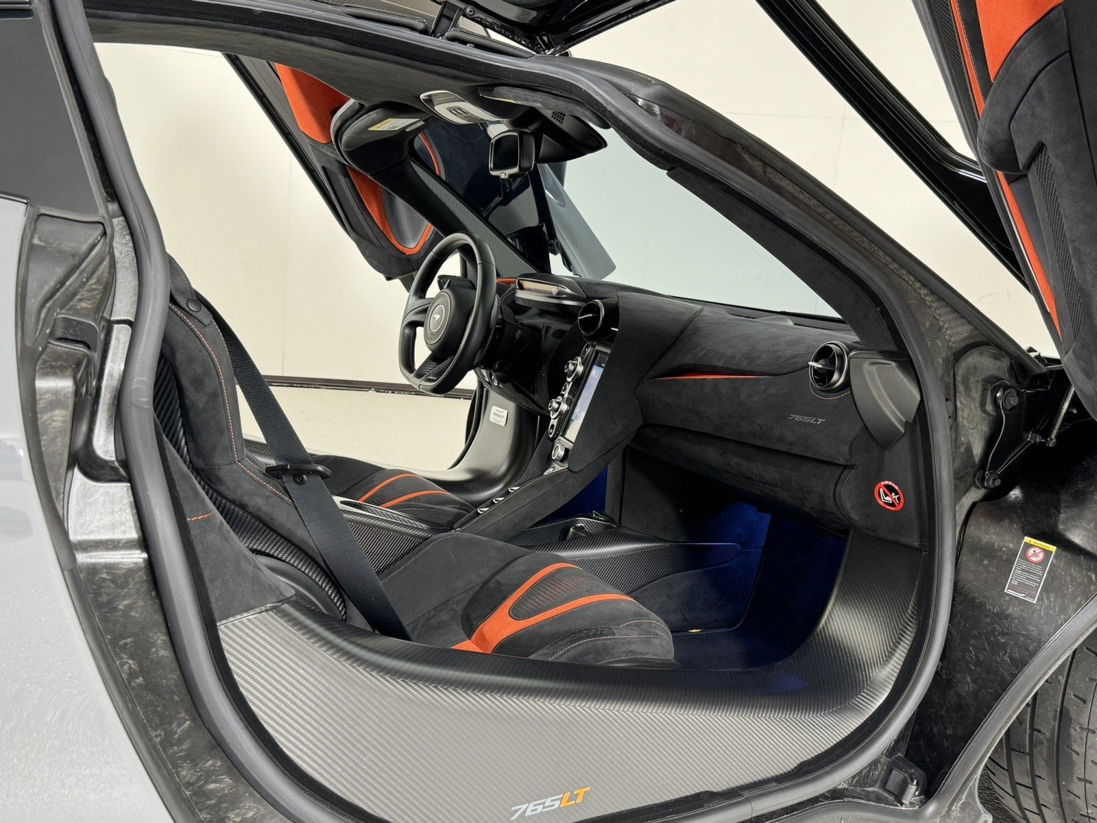 USED 2021 MCLAREN 765LT CARBON PKG FOR SALE (4)