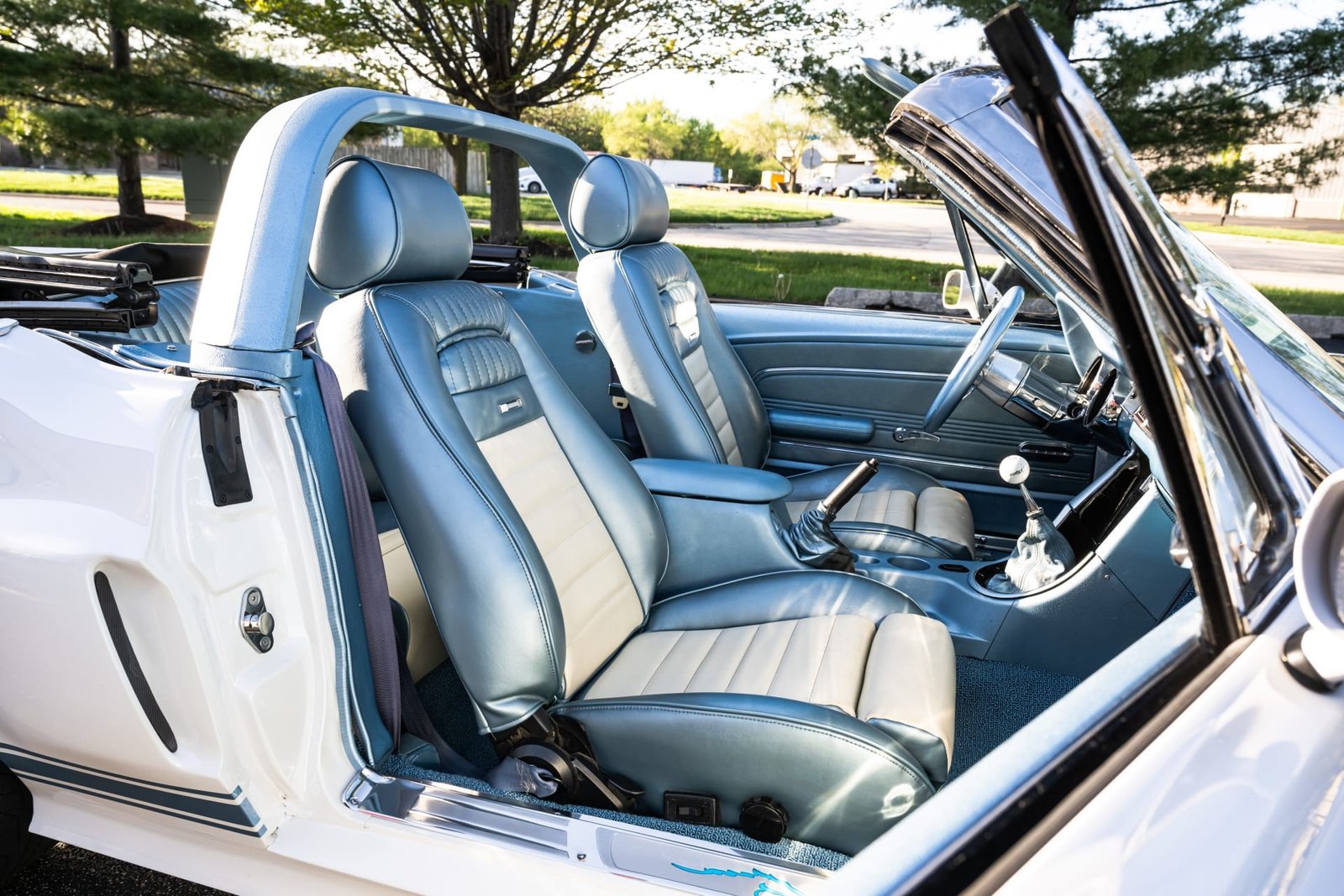 1967 Ford Mustang Custom Convertible (35)