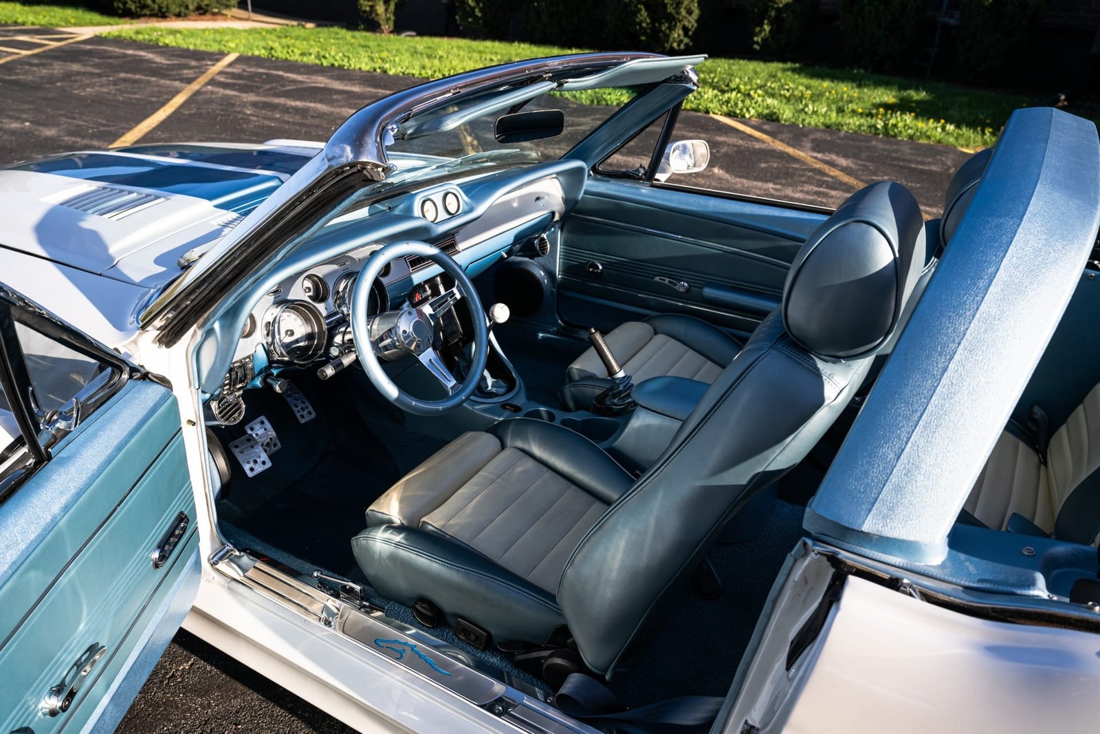 1967 Ford Mustang Custom Convertible (36)