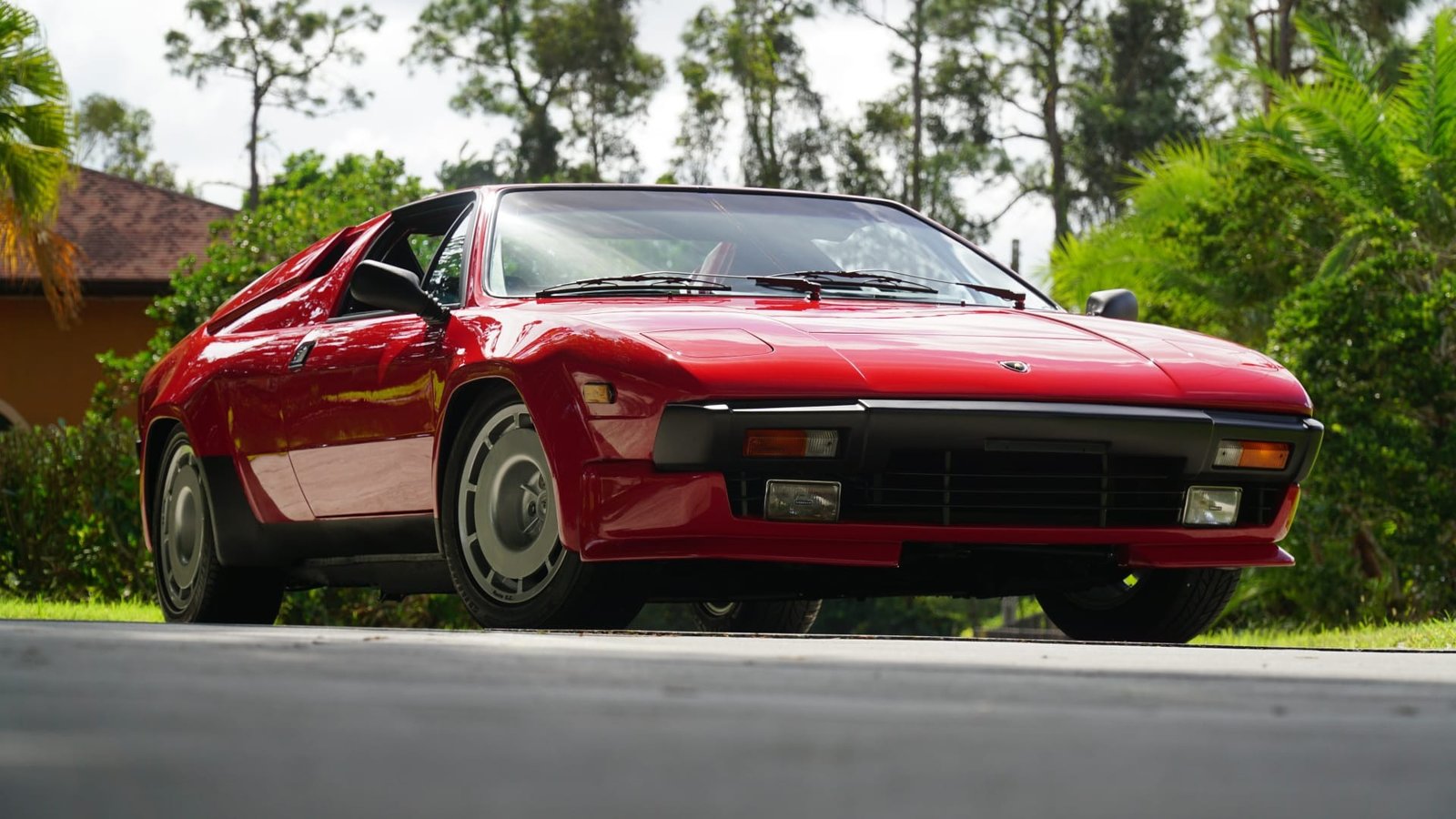 1984 Lamborghini Jalpa Coupe For Sale (9)