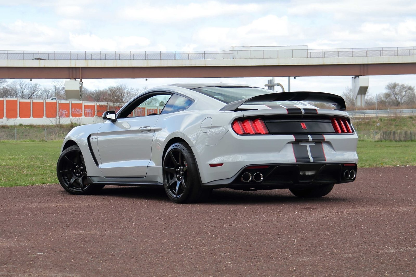 2016 Ford Shelby GT350R For Sale (5)