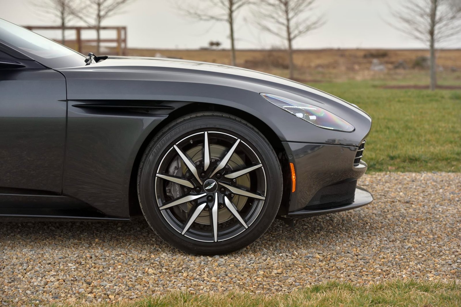 2020 Aston Martin DB11 For Sale (27)