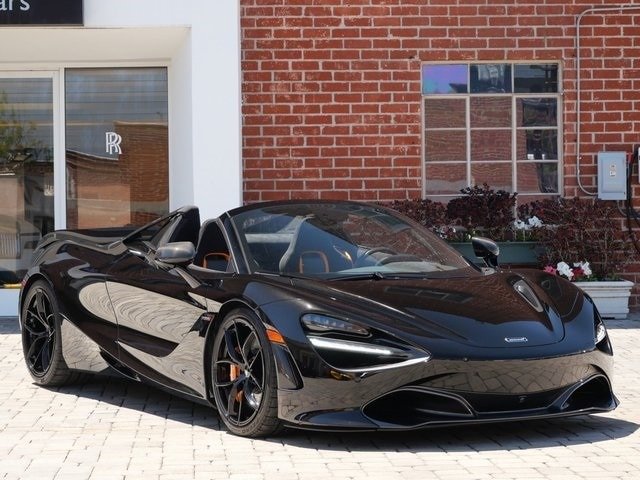 2022 McLaren 720S Performance