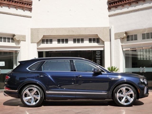 2024 Bentley Bentayga EWB Azure For Sale (25)