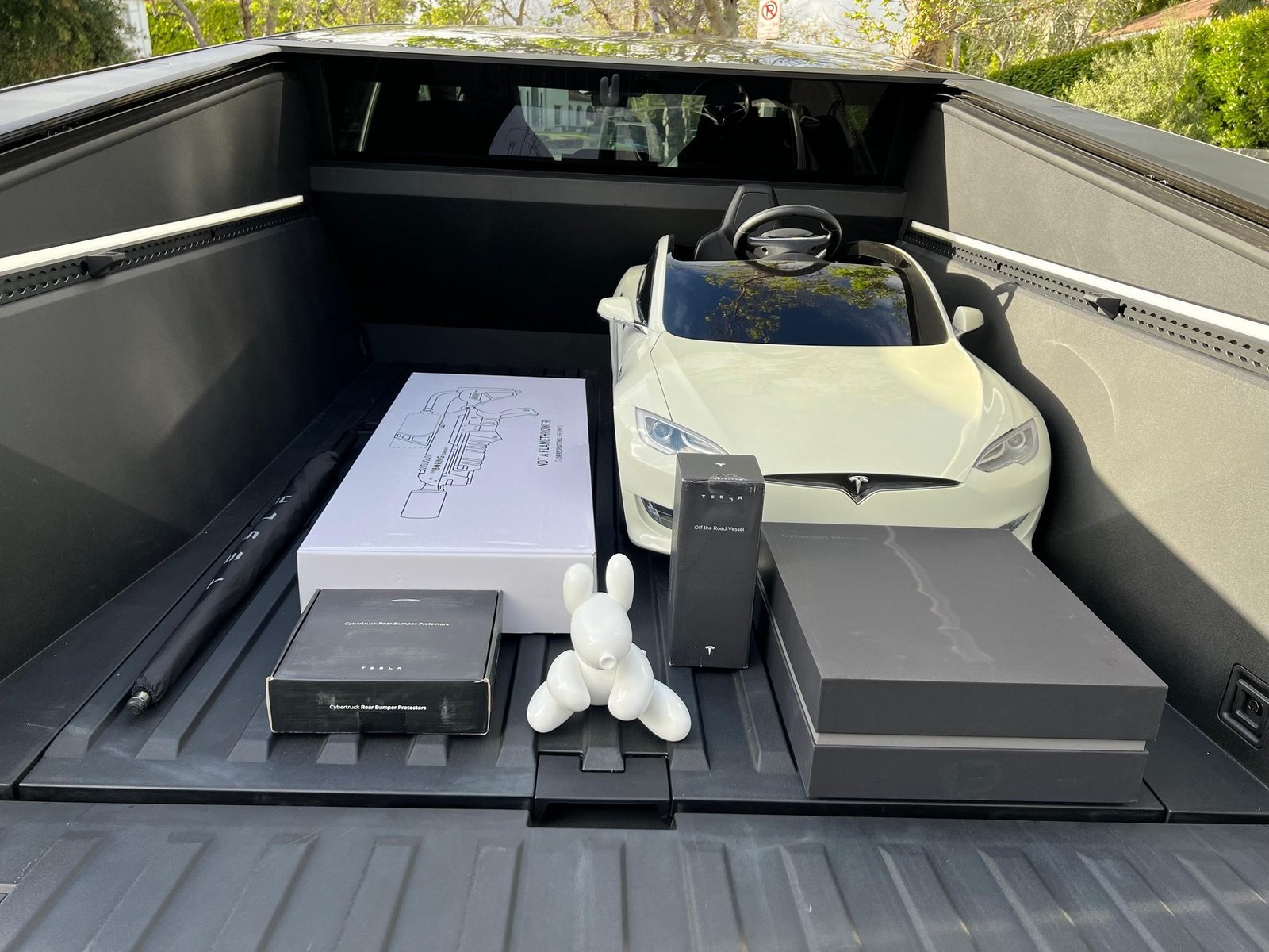 Tesla Cybertruck For Sale (68)