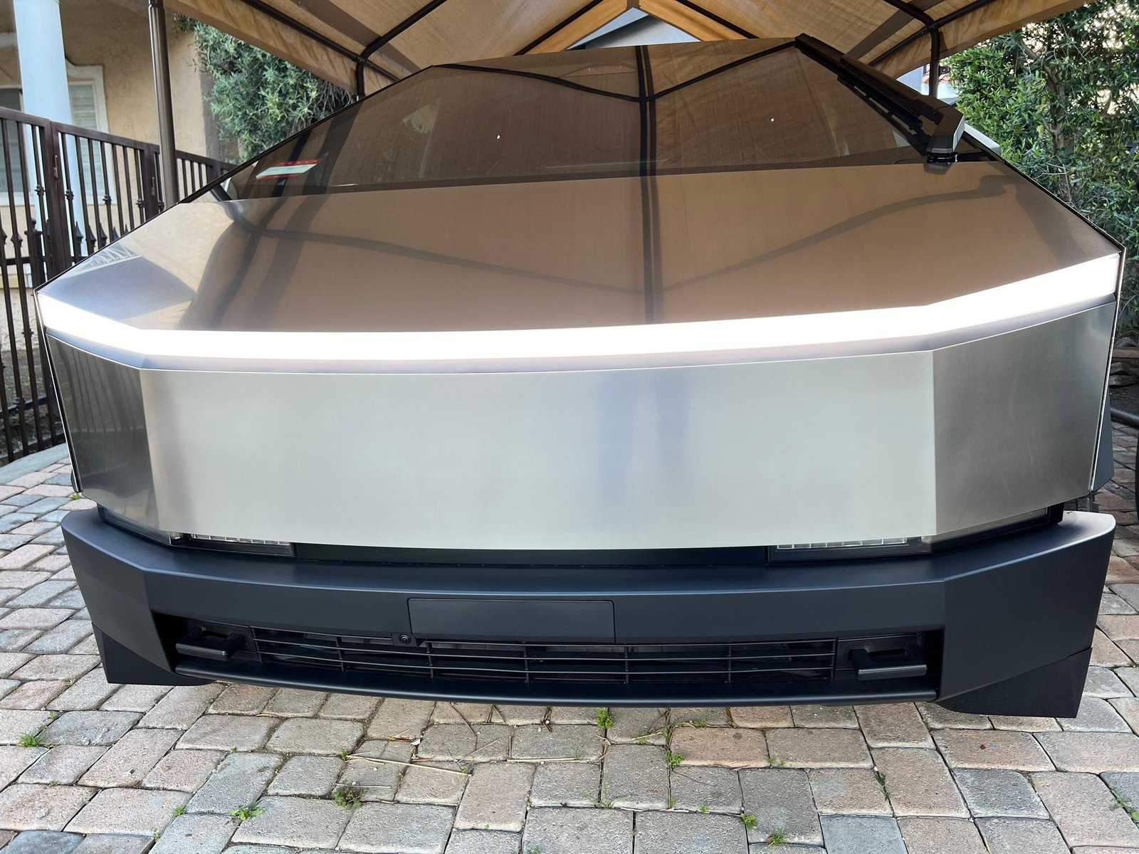 Tesla Cybertruck For Sale (93)