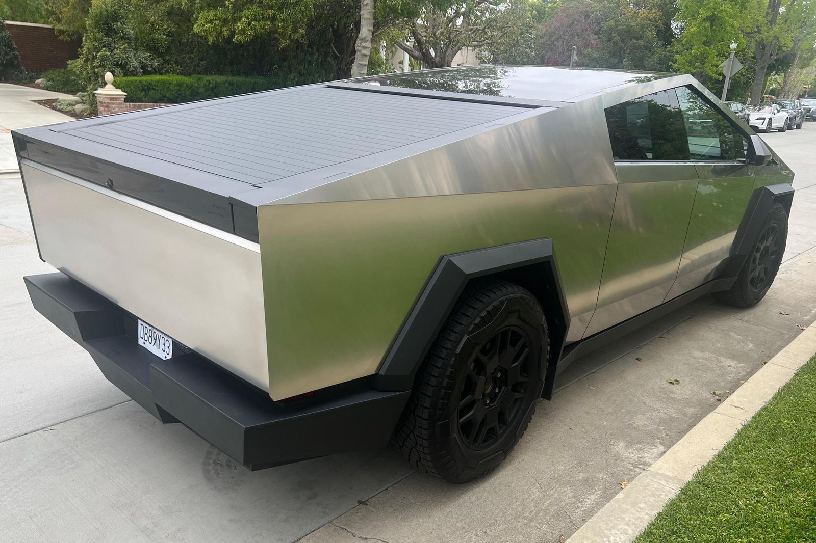 Tesla Cybertruck For Sale (99)